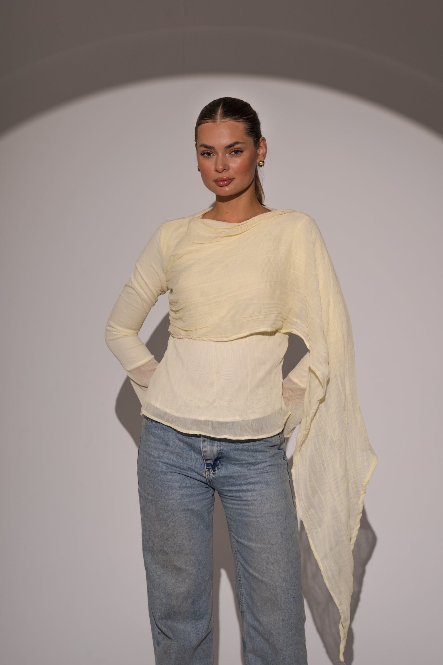 Crushed Top in Butter Yellow